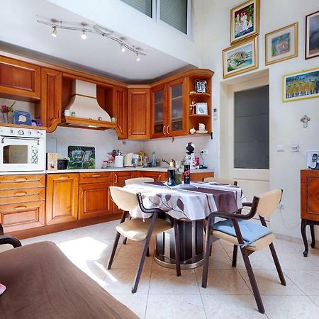 Komiža Apartments Kastelani מראה חיצוני תמונה