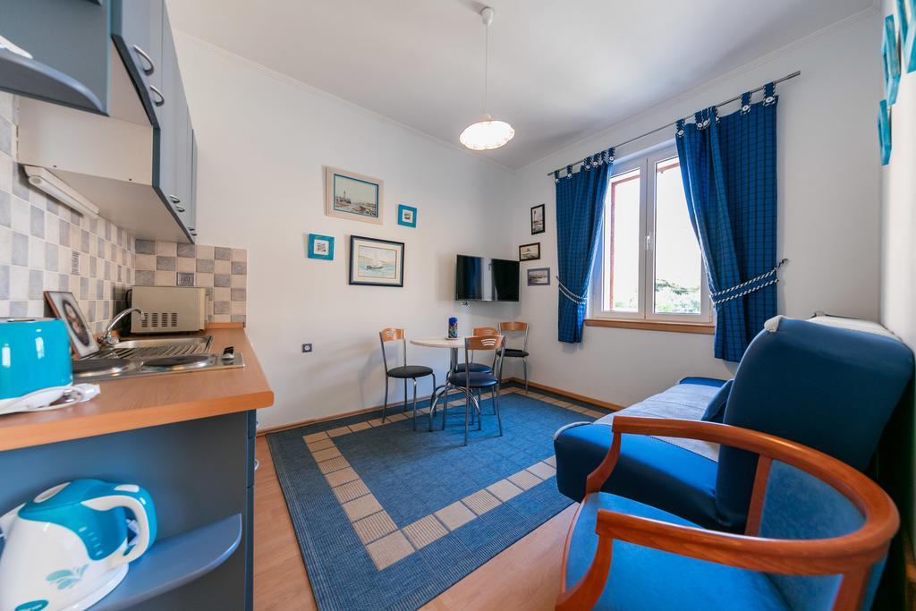 Komiža Apartments Kastelani מראה חיצוני תמונה