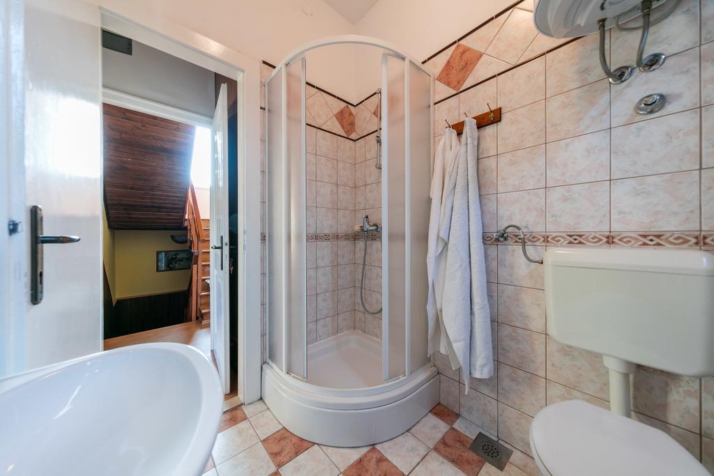 Komiža Apartments Kastelani מראה חיצוני תמונה