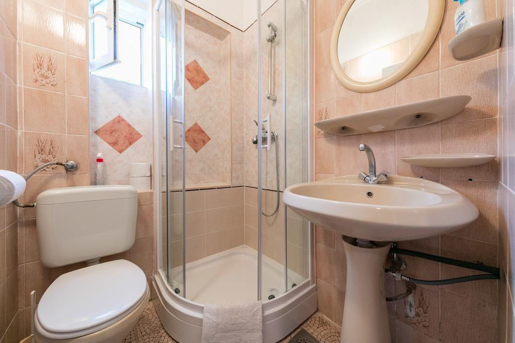 Komiža Apartments Kastelani מראה חיצוני תמונה