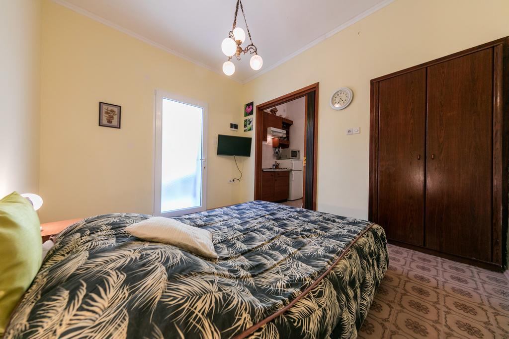Komiža Apartments Kastelani מראה חיצוני תמונה