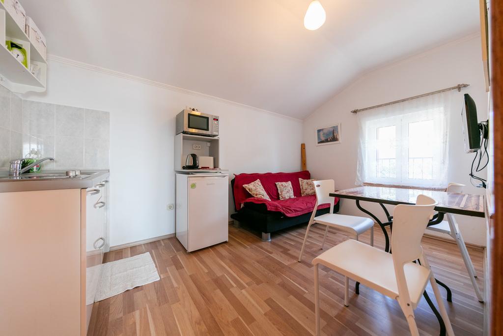 Komiža Apartments Kastelani מראה חיצוני תמונה