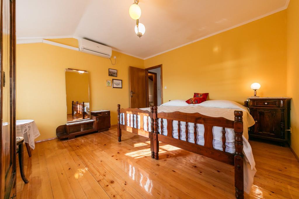 Komiža Apartments Kastelani מראה חיצוני תמונה