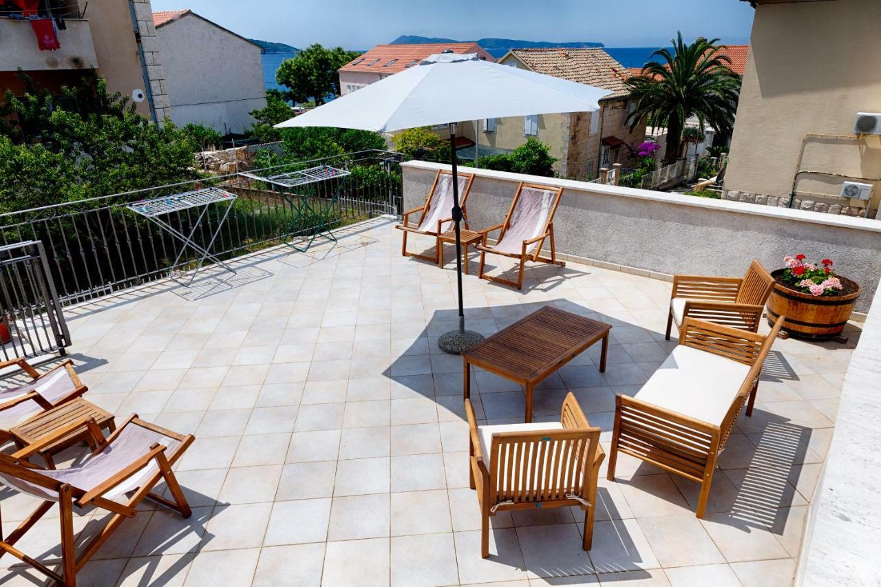 Komiža Apartments Kastelani מראה חיצוני תמונה