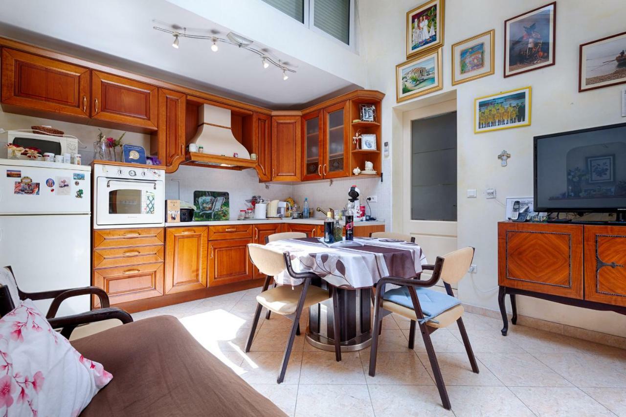 Komiža Apartments Kastelani מראה חיצוני תמונה
